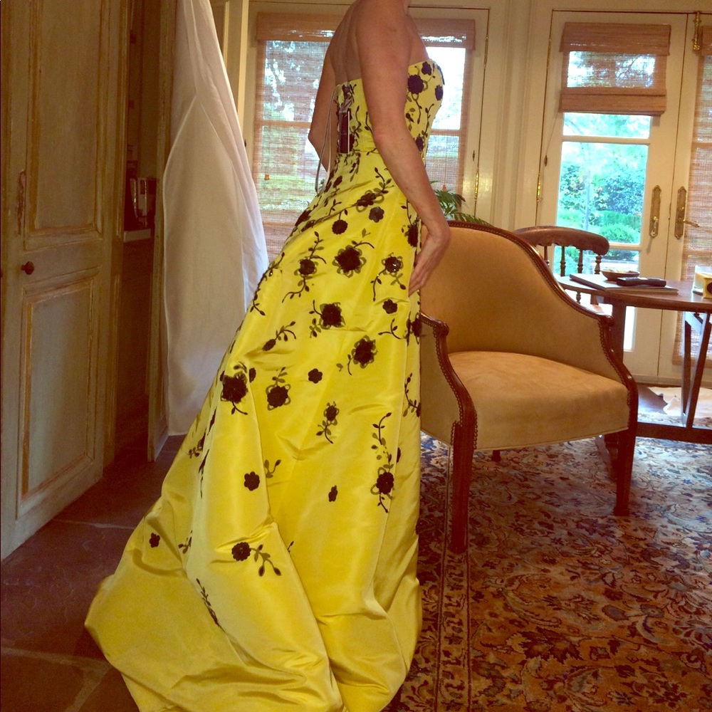 Couture Valentino